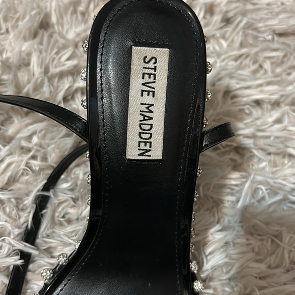 Steve Madden patent leather black strap heel size 8 - Picture 2 of 6